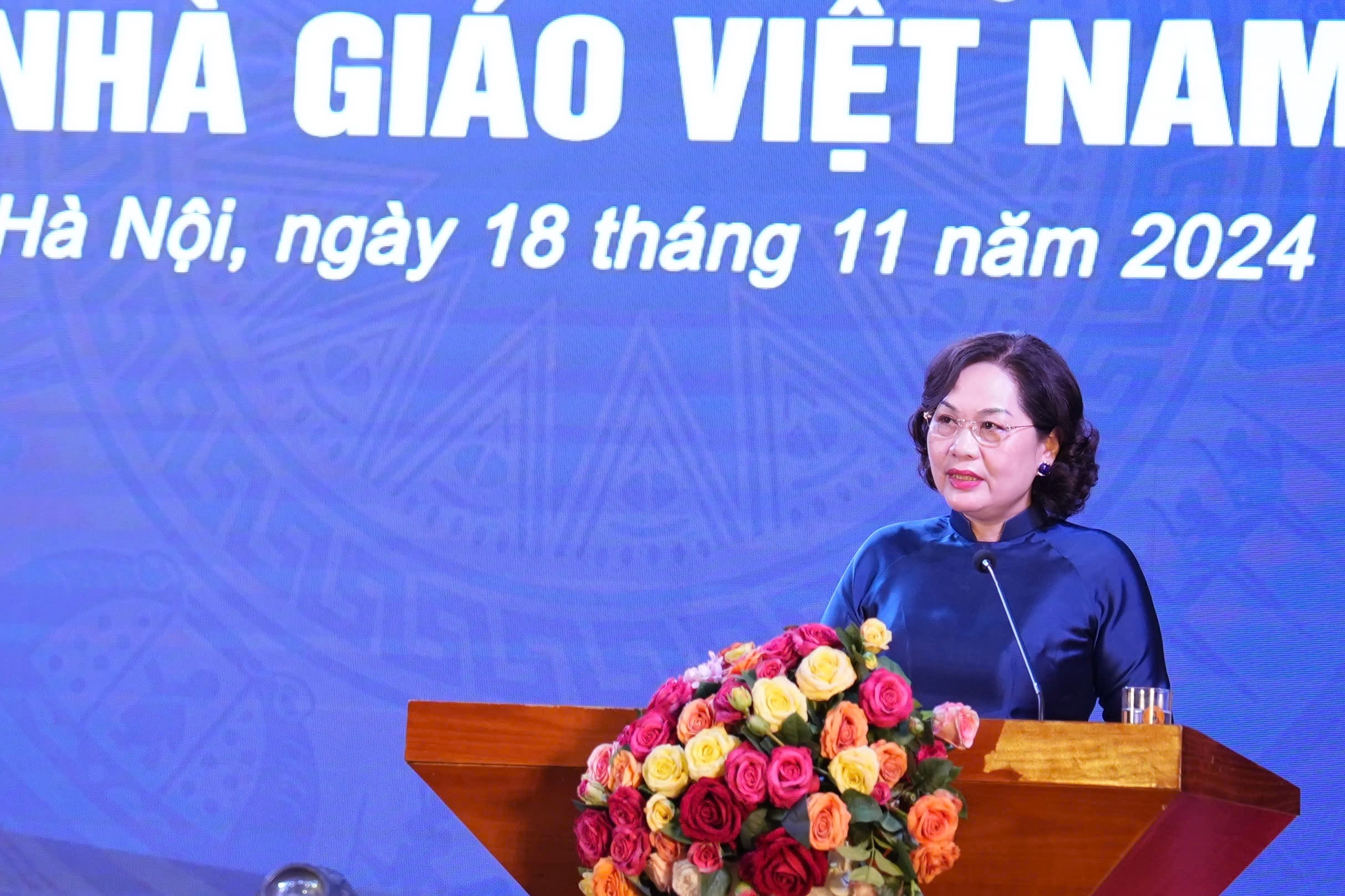 Hình nhỏ