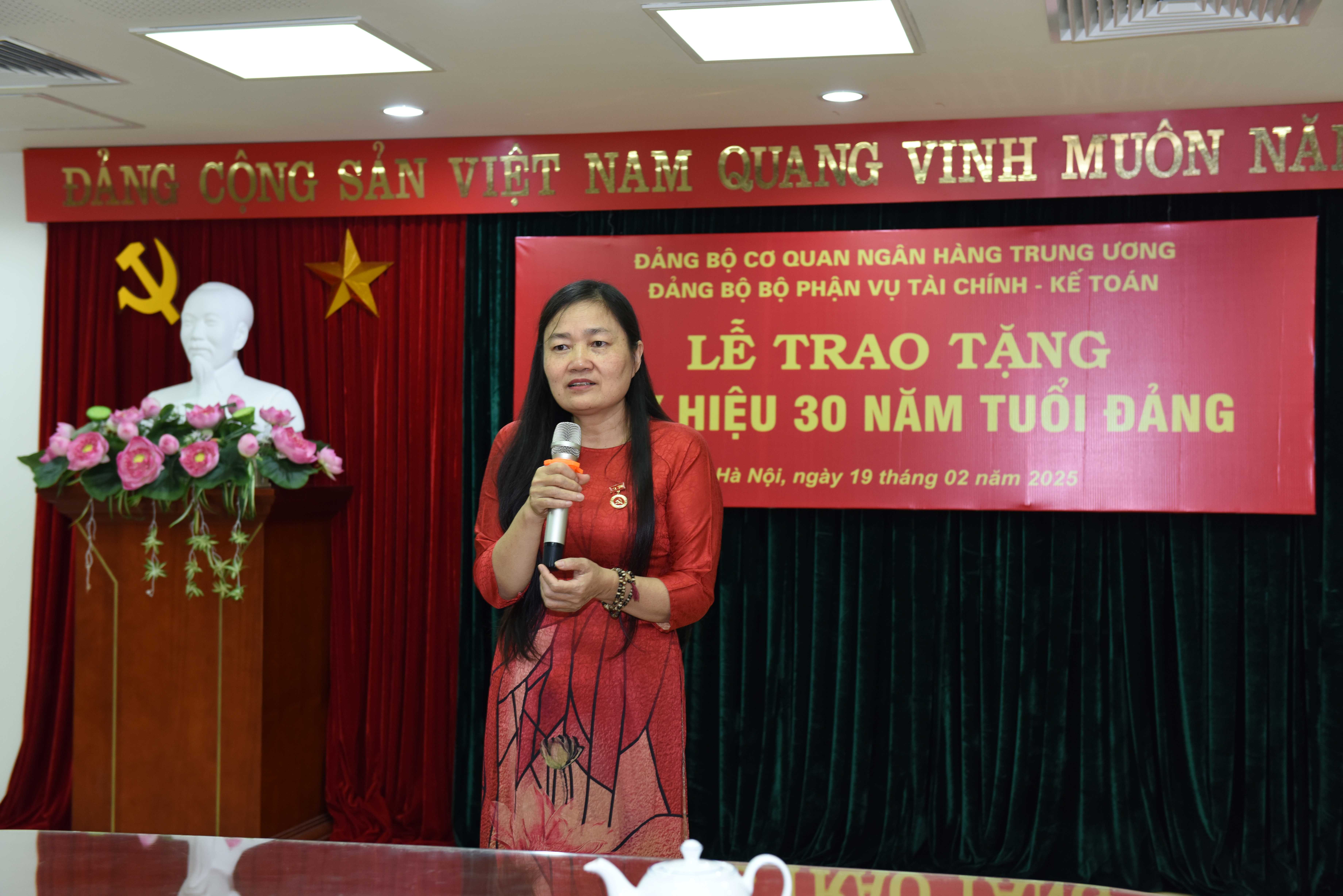 Hình nhỏ