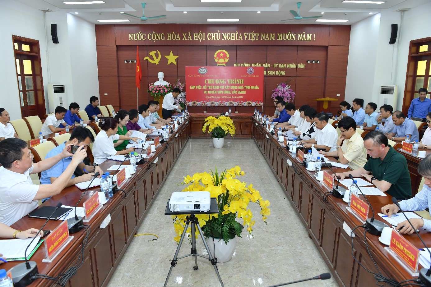 Toàn cảnh buổi làm việc