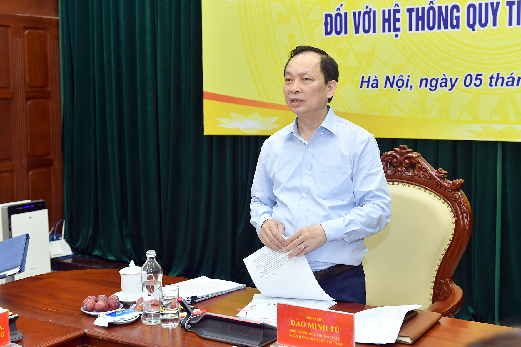 Phó Thống đốc Thường trực NHNN Đào Minh chủ trì Hội nghị