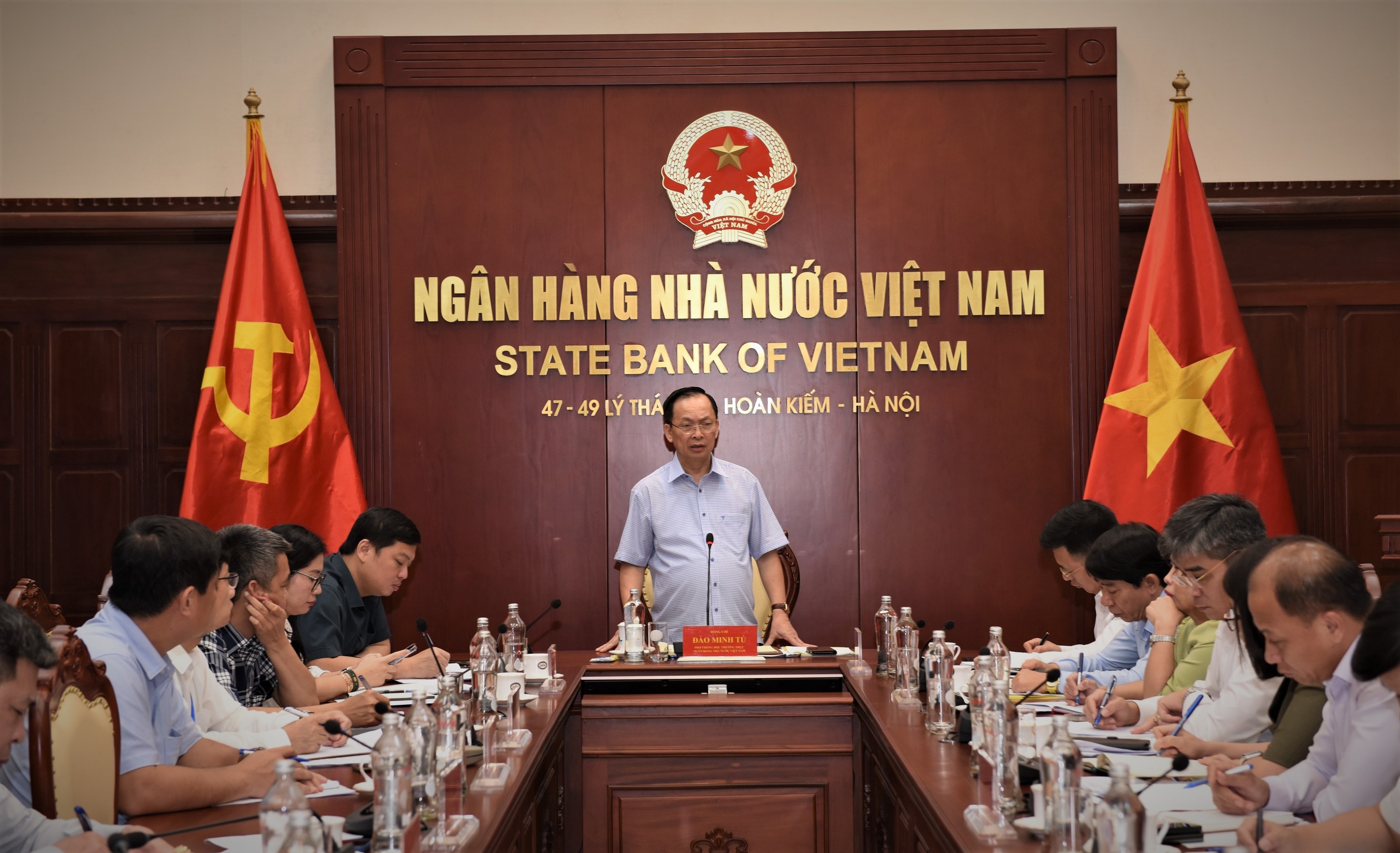 Phó Thống đốc Thường trực NHNN Đào Minh Tú phát biểu kết luận buổi làm việc