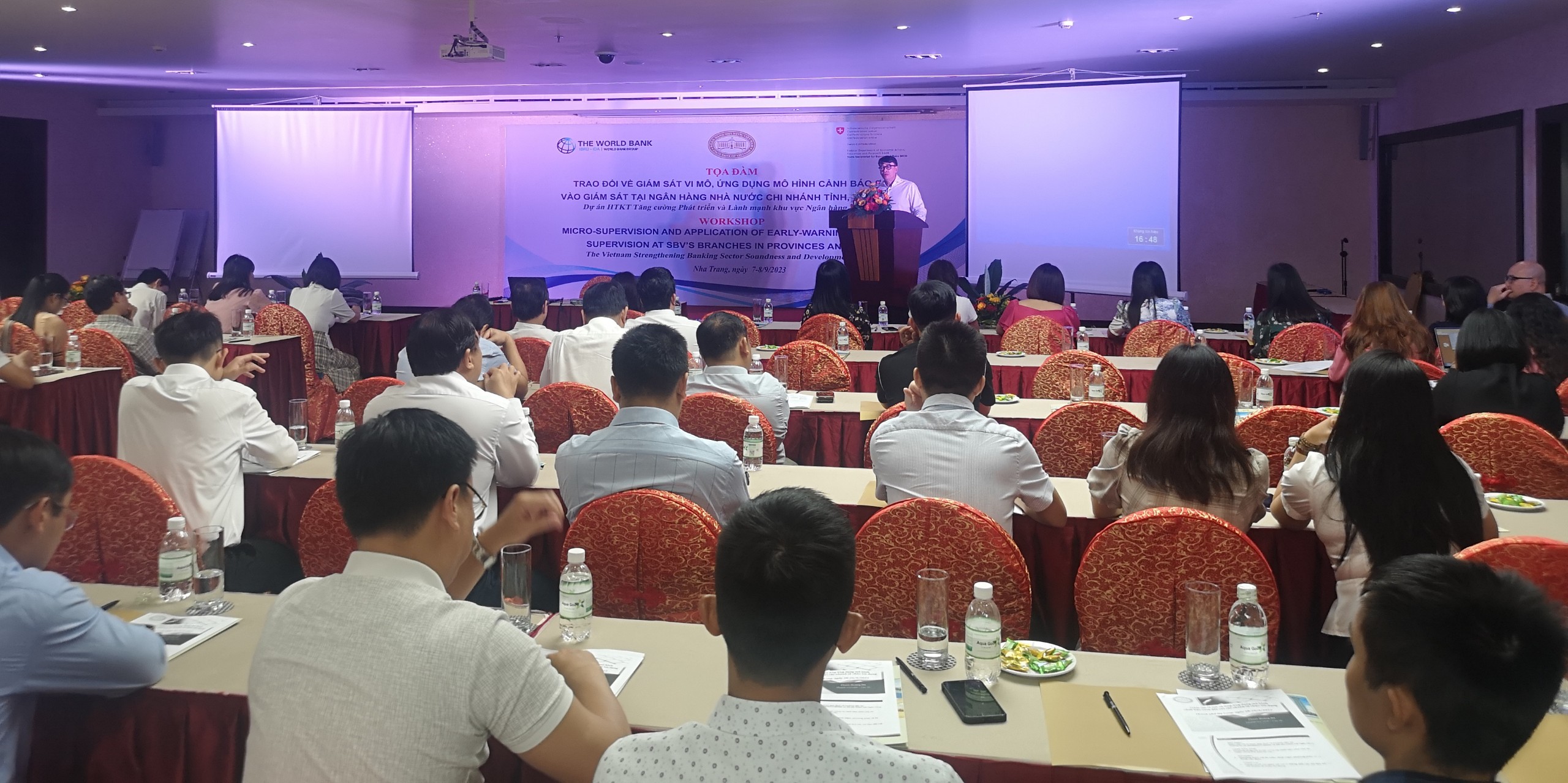 Quang cảnh buổi tọa đàm