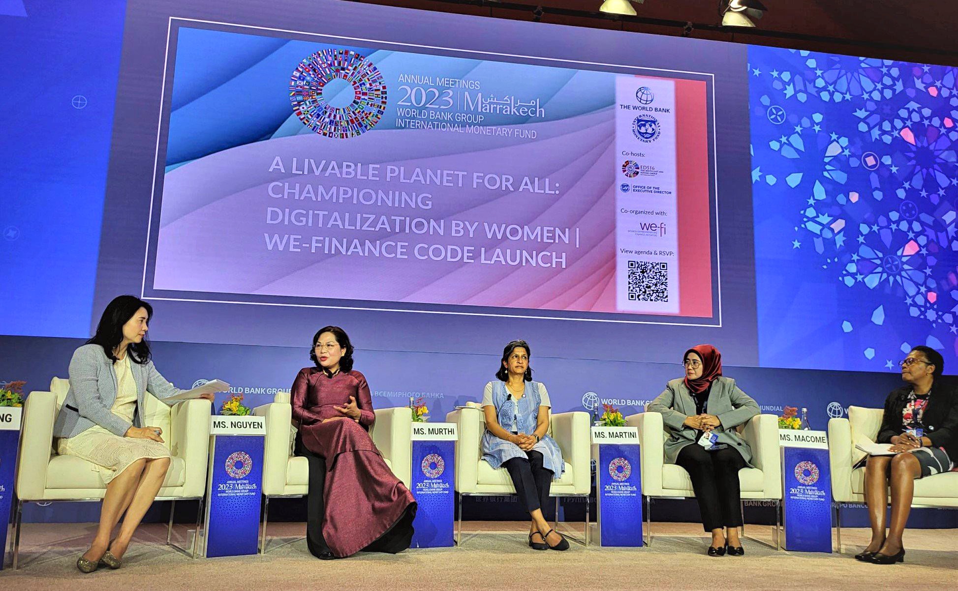 Thống đốc Nguyễn Thị Hồng làm diễn giả tại Hội thảo