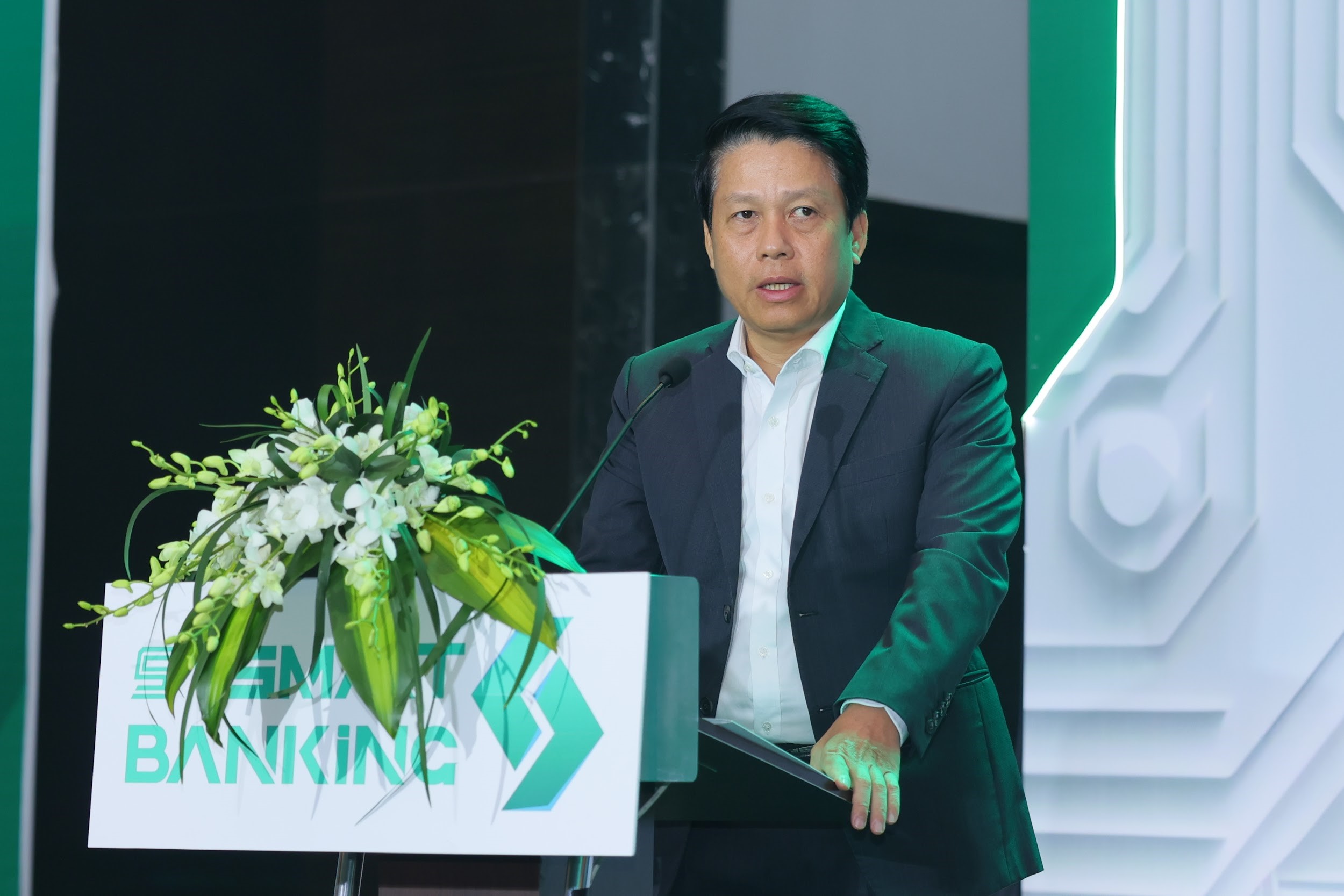 Phó Thống đốc Phạm Tiến Dũng phát biểu tại Hội thảo