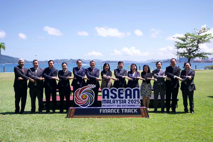 Các Phó Thống đốc NHTW ASEAN chụp ảnh lưu niệm tại Hội nghị SLC 2025