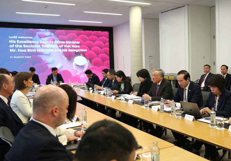 Phó Thủ tướng Thường trực và Ban Giám đốc LuxSE trao đổi về chủ trương thành lập Trung tâm tài chính quốc tế tại TPHCM và Đà Nẵng của Việt Nam