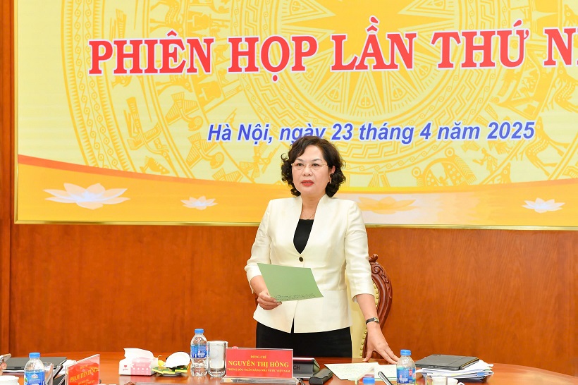Thống đốc NHNN Nguyễn Thị Hồng phát biểu chỉ đạo tại phiên họp (Ảnh: Đức Khanh)